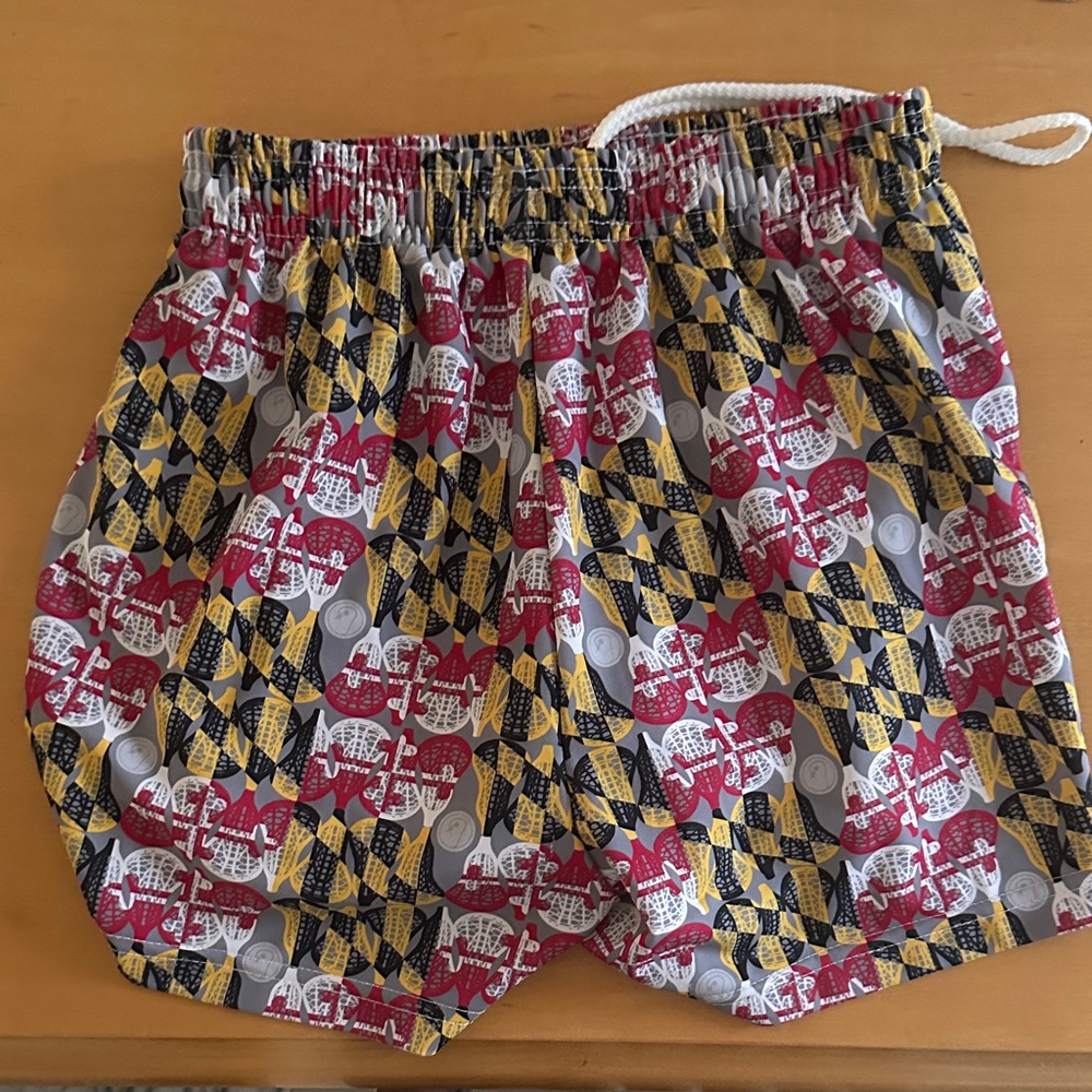 Colorful Patterned Shorts - Picture 5 of 5